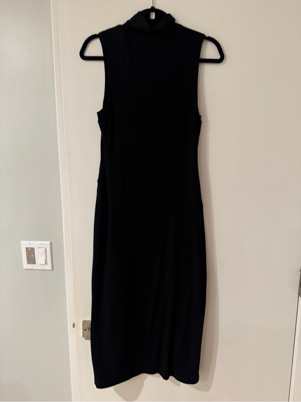 Good American Black Sleeveless Mock Neck Midi Dress